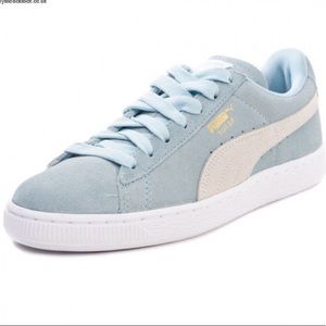 Puma Sneakers